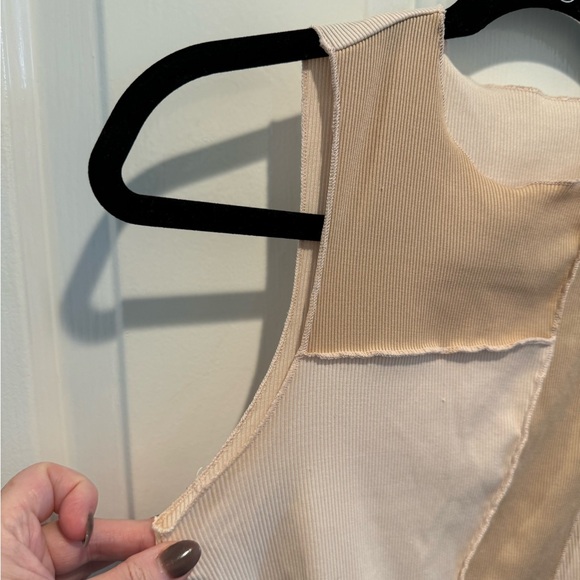 SHEIN Ribbed Cropped Neutral Sleeveless Top Size S - Picture 9 of 9